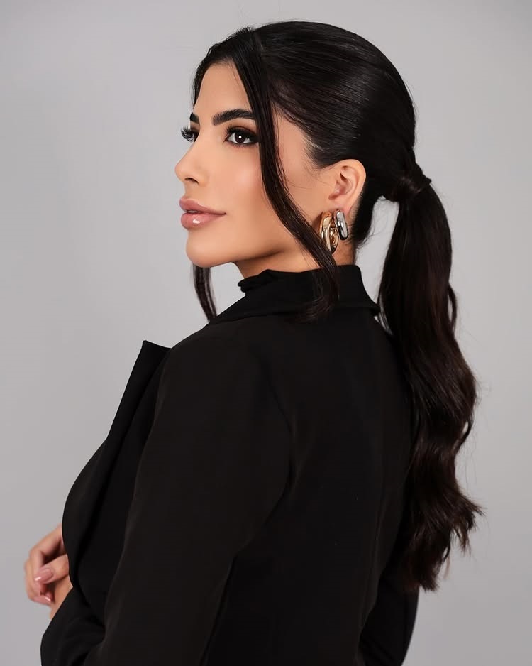 Dra. Nayla Marques